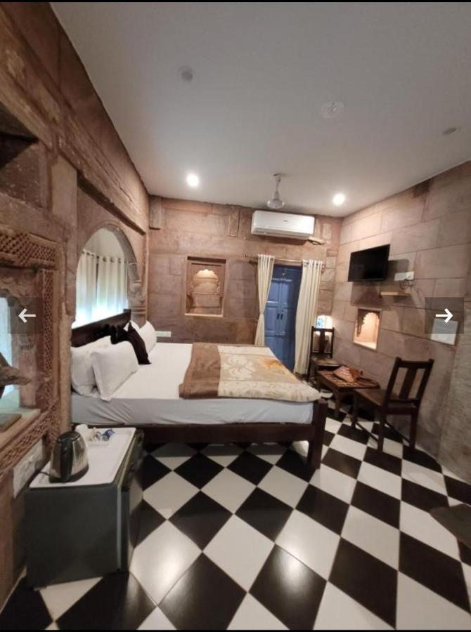 The Kutumb Villa - A Heritage Home Stay Τζοντχπούρ Εξωτερικό φωτογραφία